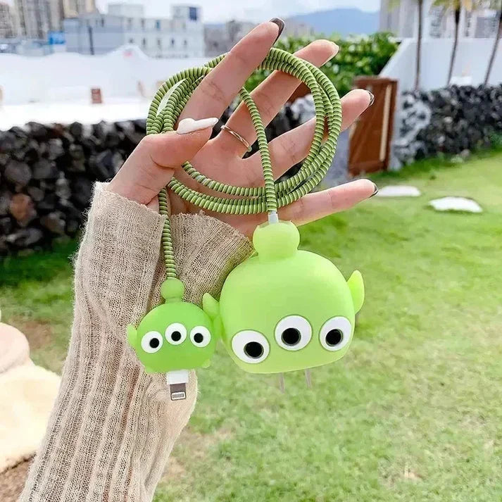Iphone Charger Case Cover - Cute Aliens - 4 Piece Set (With Wire Protector)