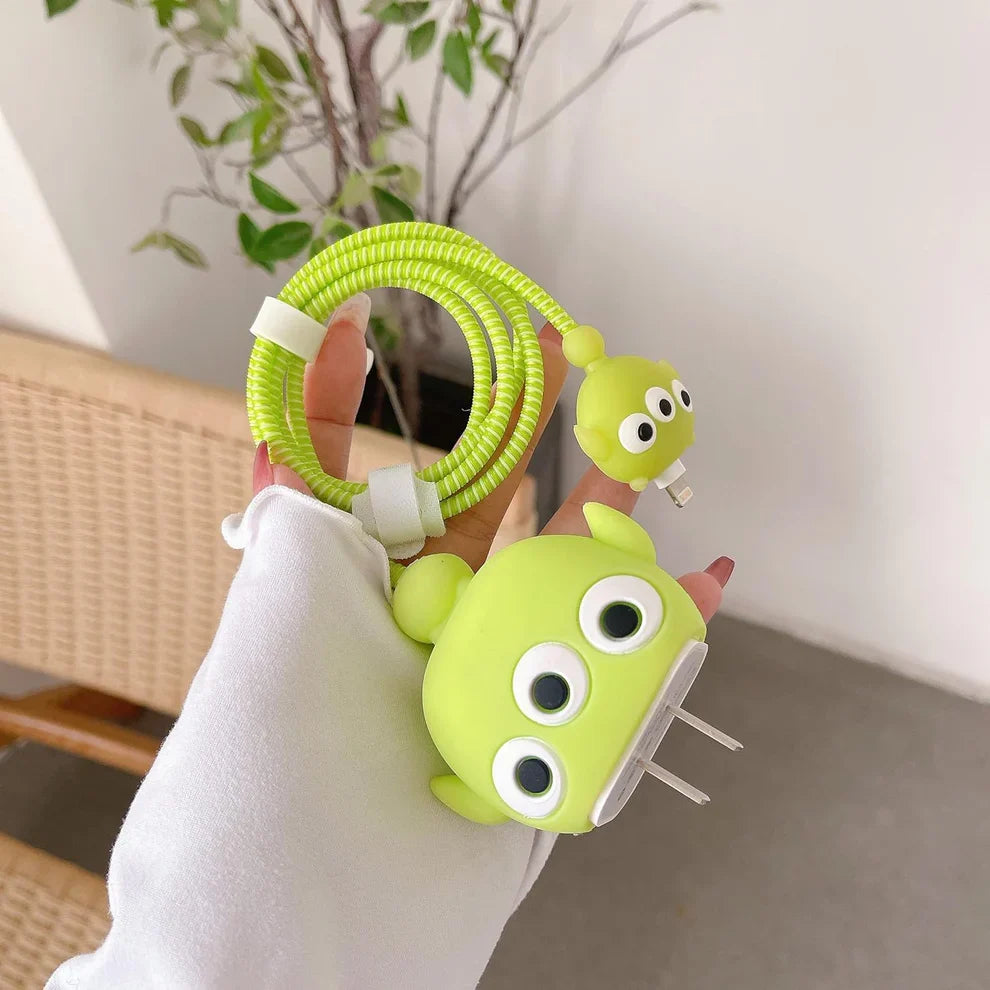 Iphone Charger Case Cover - Cute Aliens - 4 Piece Set (With Wire Protector)
